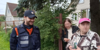 В Красногорске спасатели нашли в лесу двух заблудившихся пенсионерок - Regions.Ru